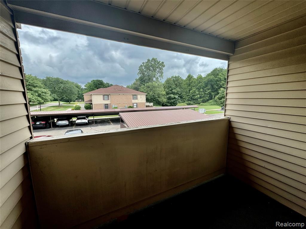 19536 NORTHRIDGE Drive, Northville, MI 48167 — Photo 19