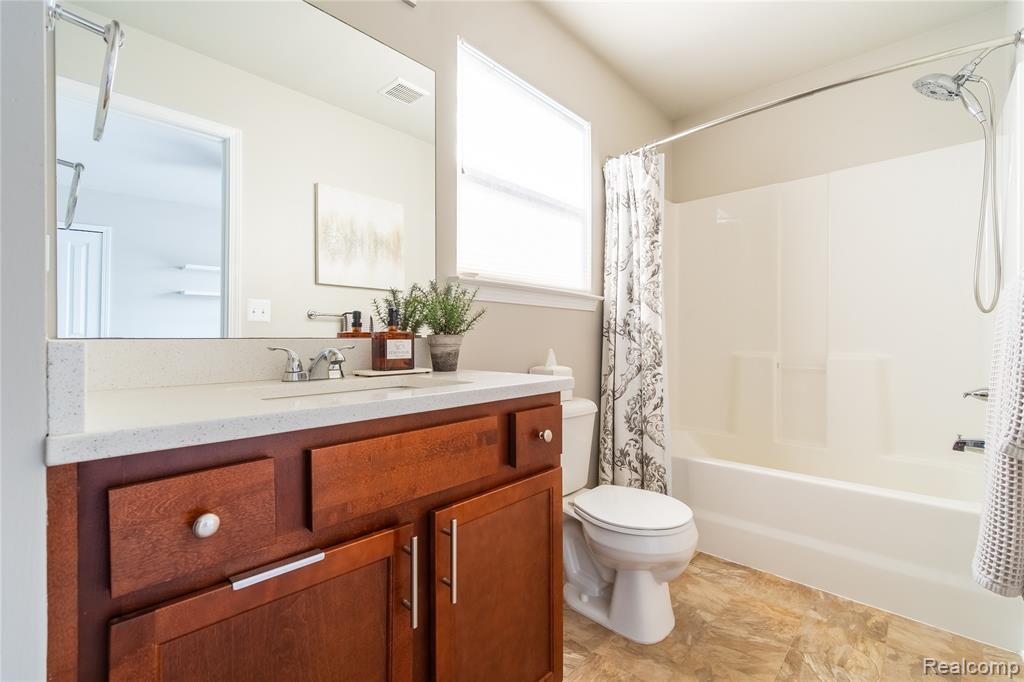 9054 Rock Harbor Drive, Newport, MI 48166 — Photo 22