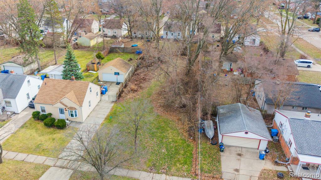 24759 Hopkins Street, Dearborn Heights, MI 48125 — Photo 3