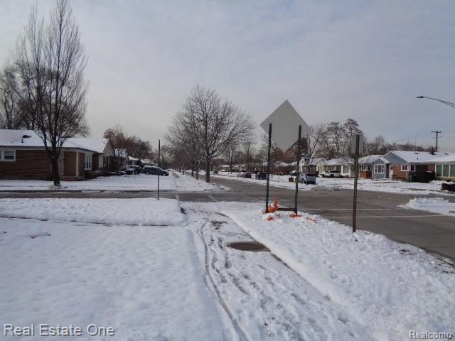 12835 Oak Park Boulevard, Oak Park, MI 48237 — Photo 27