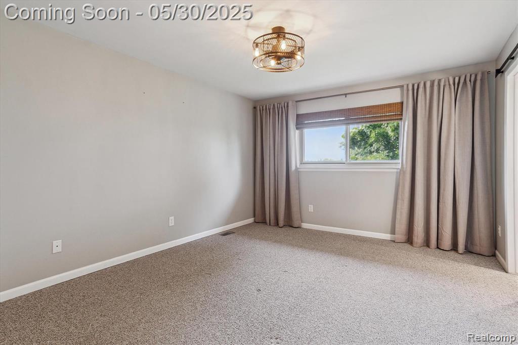 45127 Fair Oaks Drive, Canton, MI 48187 — Photo 20