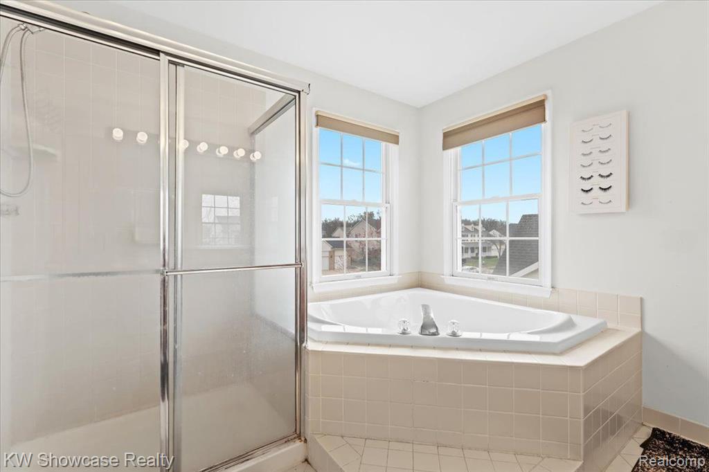 1042 POLO Drive, South Lyon, MI 48178 — Photo 21