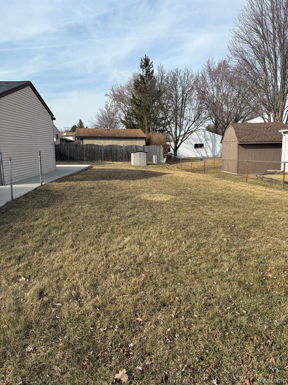 40006 STIMPSON Drive, Sterling Heights, MI 48310 — Photo 19