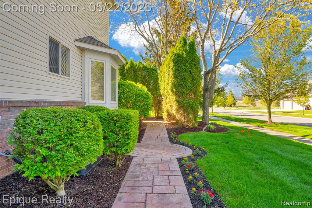 819 Pine Ridge Avenue, Oxford, MI 48371 — Photo 47