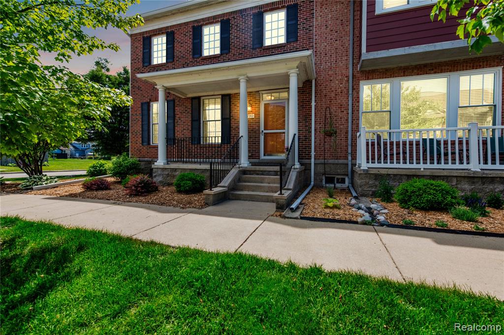 790 2nd Street, Wyandotte, MI 48192 — Photo 2