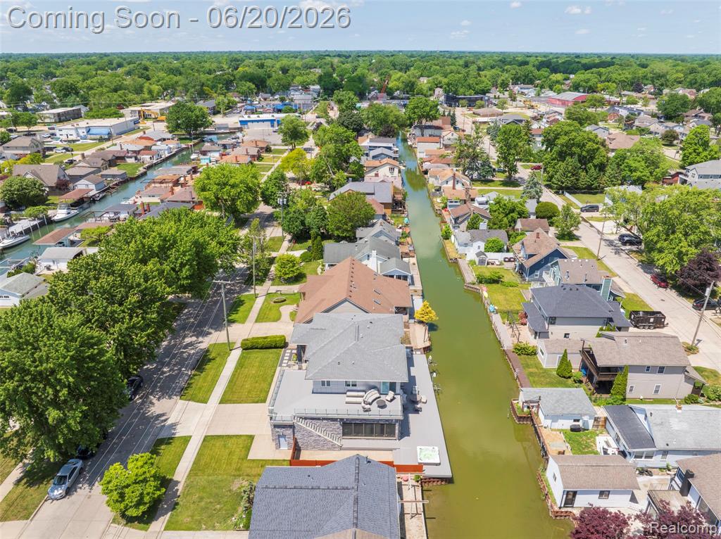 22491 E 10 Mile Road, Saint Clair Shores, MI 48080 — Photo 28