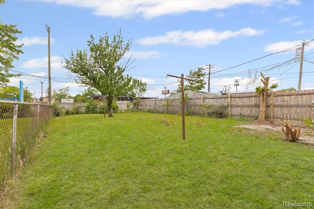 6905 Archdale Street, Dearborn, MI 48228 — Photo 3