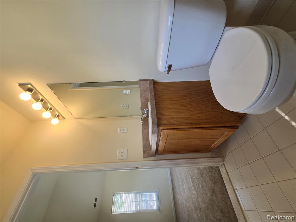 27640 Hidden Oaks Drive, Trenton, MI 48183 — Photo 13