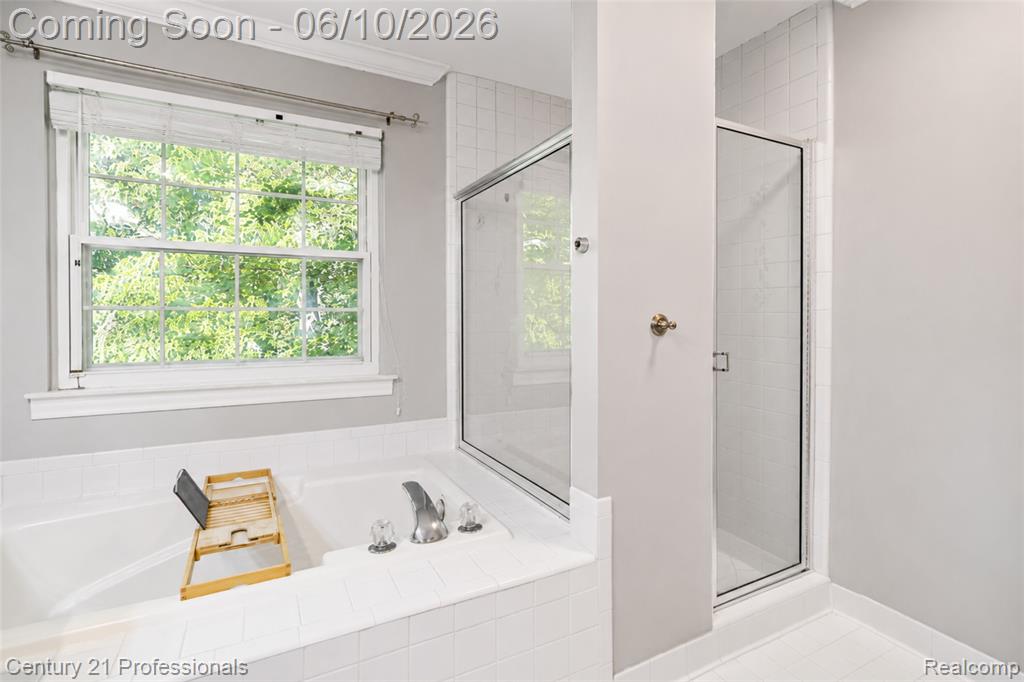 425 Cherry Grove Lane, Walled Lake, MI 48390 — Photo 46