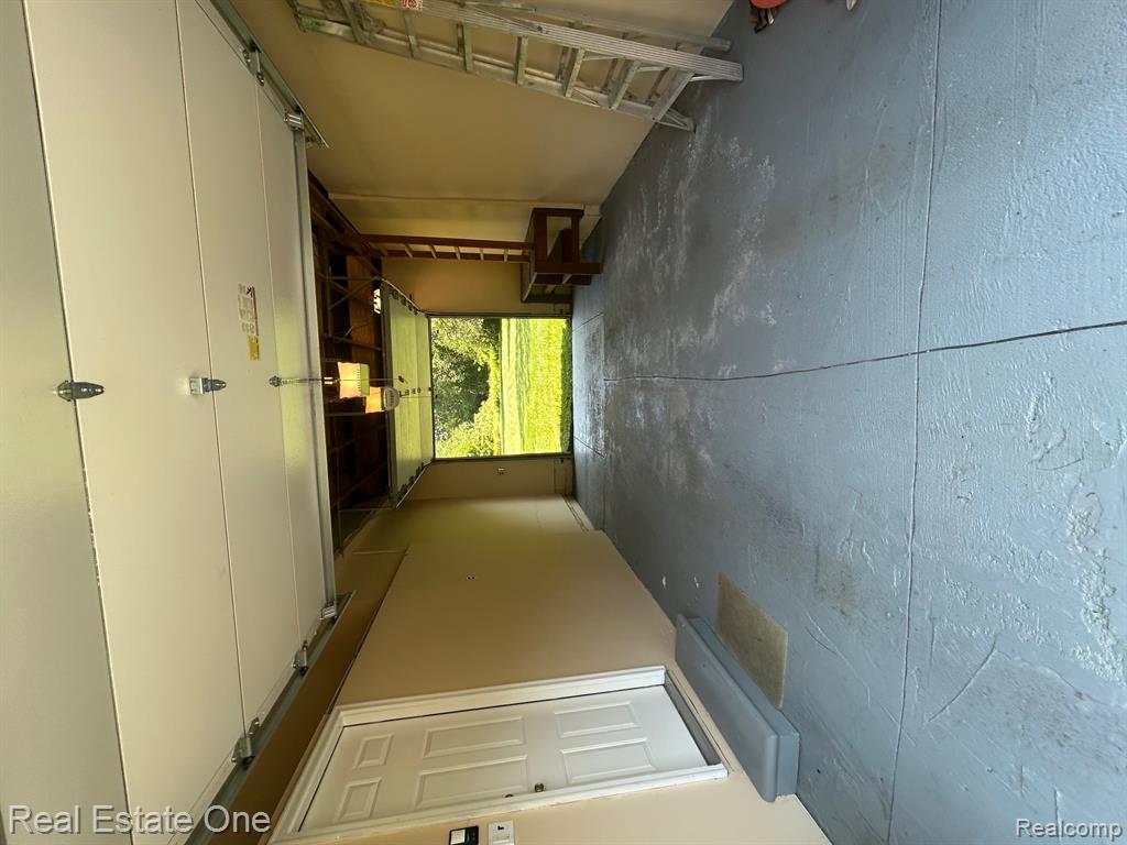 4448 Forsyth Drive, Troy, MI 48085 — Photo 29