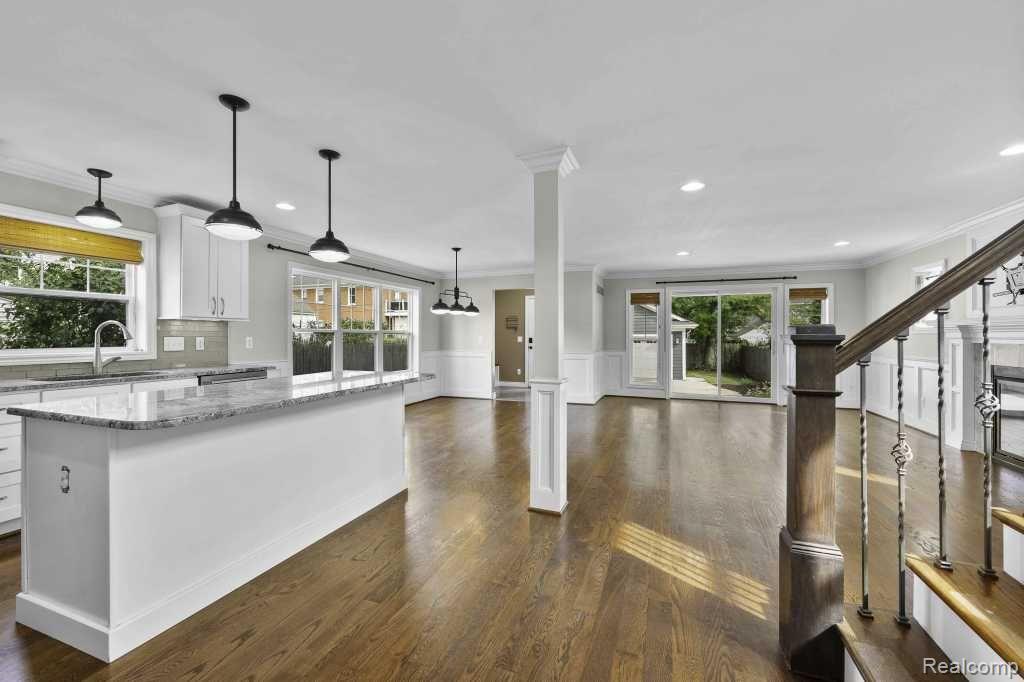 520 SIMON, Royal Oak, MI 48067 — Photo 6