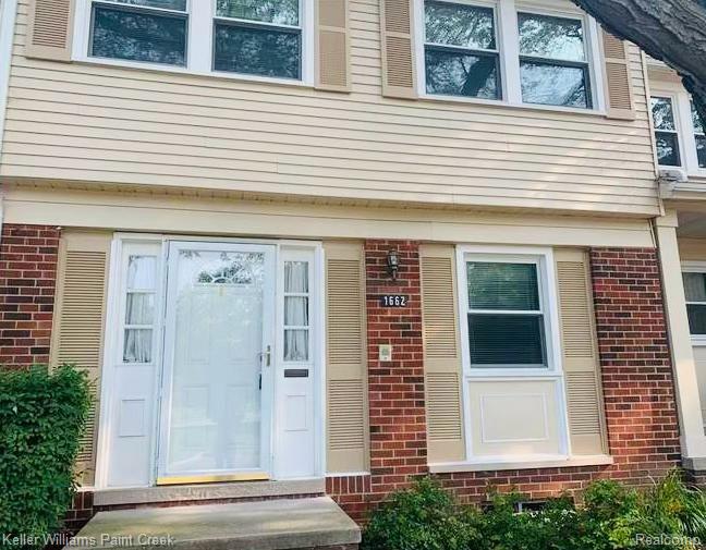 1662 BRENTWOOD Drive, Troy, MI 48098 — front exterior