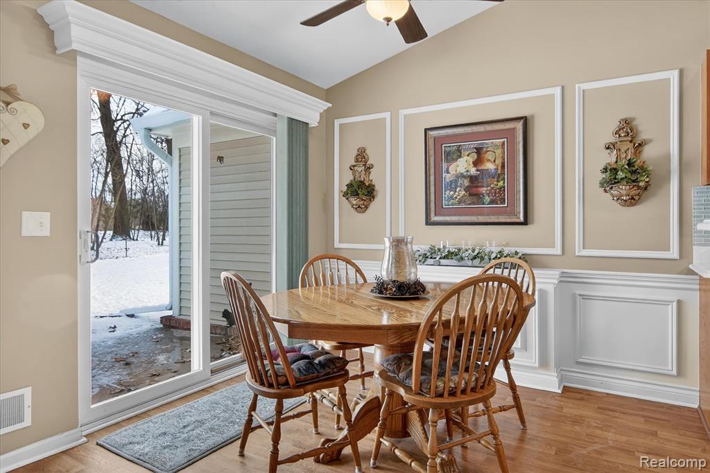 6456 Pembrook Drive, Westland, MI — Photo 13