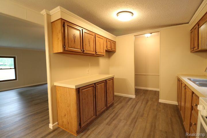 559 W James Street, Lawrence, MI 49064 — Photo 10