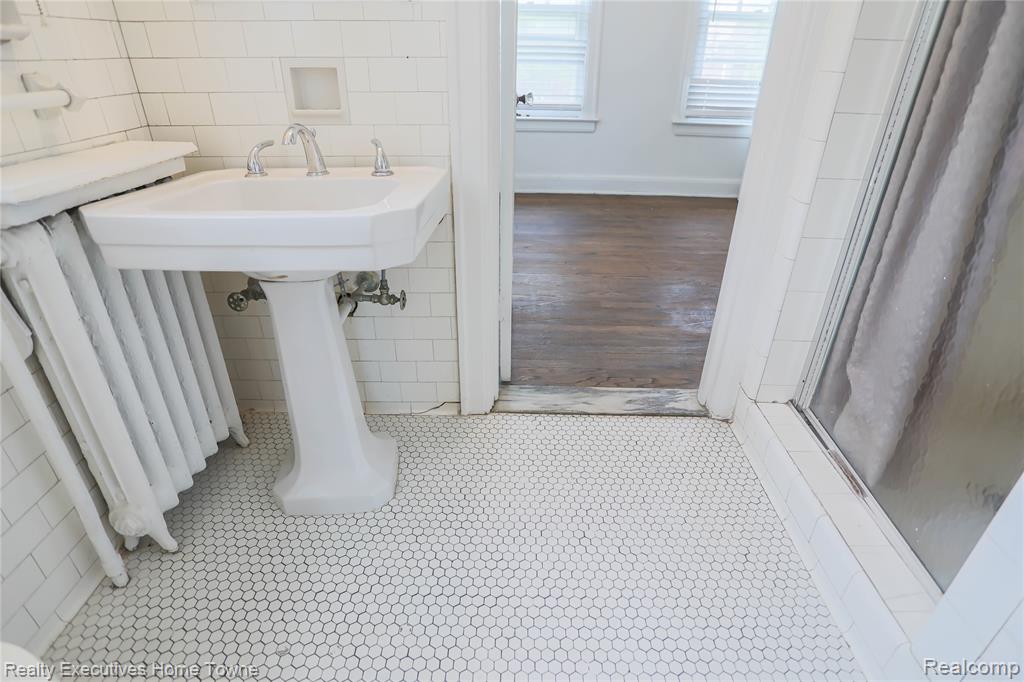 18244 Parkside Street, Detroit, MI 48221 — Photo 40
