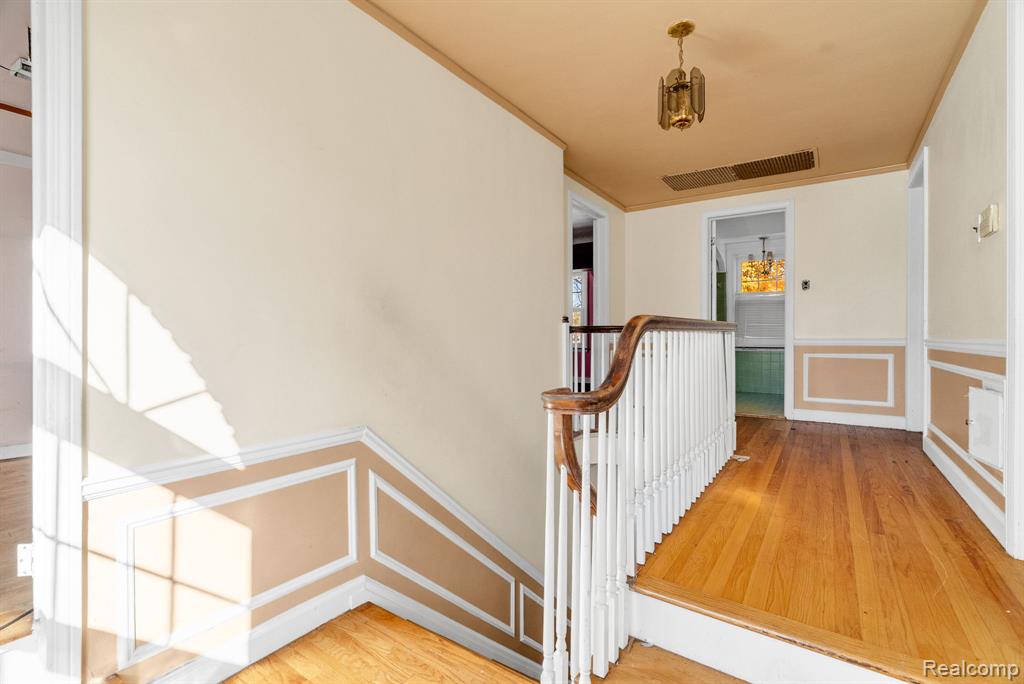 18817 Bretton Drive, Detroit, MI 48223 — Photo 27