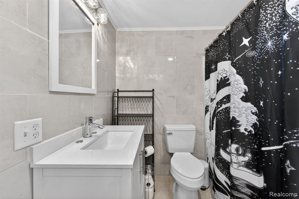 925 W Kalamazoo Street, Lansing, MI 48915 — Photo 40