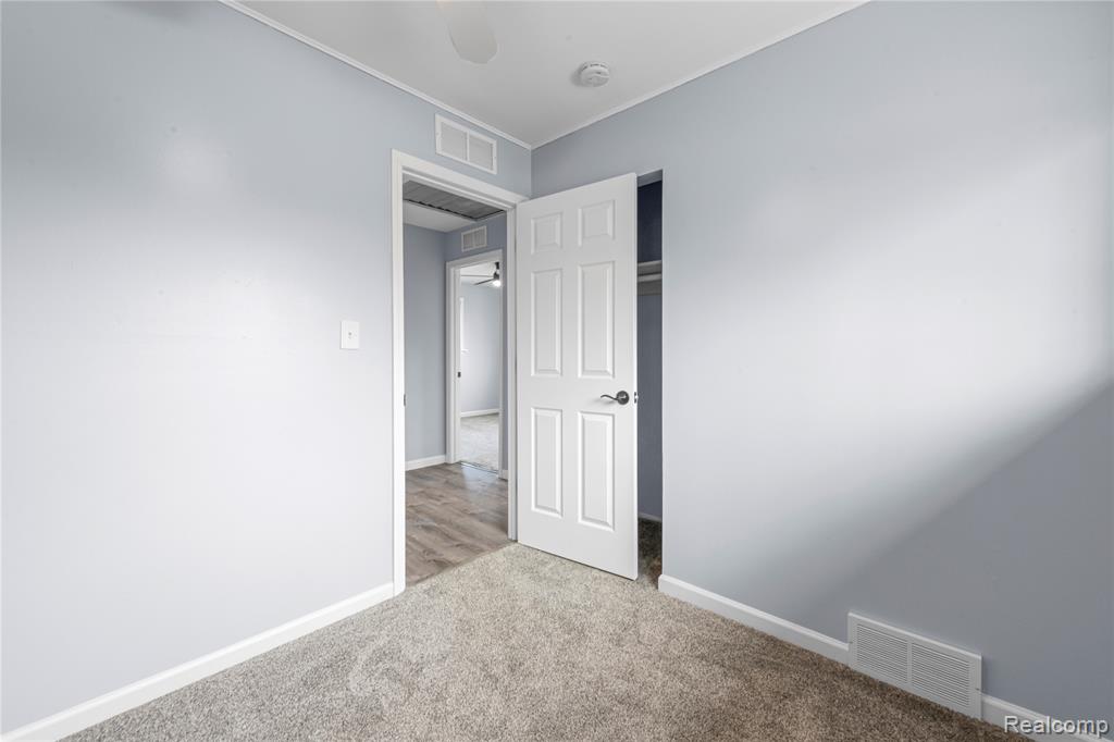 31630 E Ditner Drive, Rockwood, MI — Photo 21