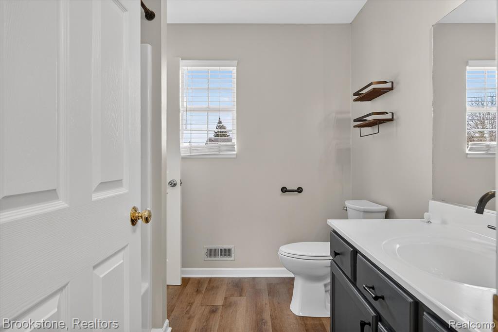 116 Maple Boulevard, Monroe, MI 48162 — Photo 12