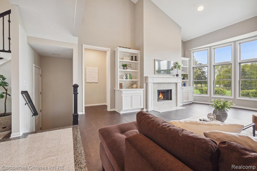 45653 TOURNAMENT Drive, Northville, MI 48168 — Photo 17