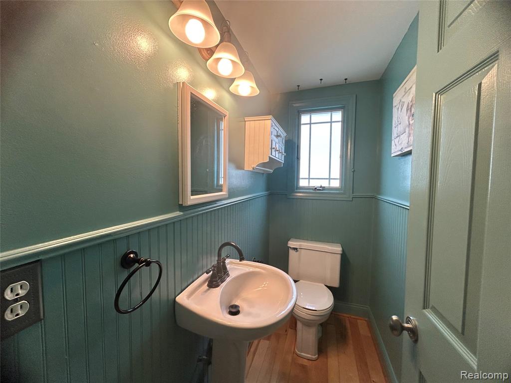 5045 Abington Drive, Troy, MI 48085 — Photo 10