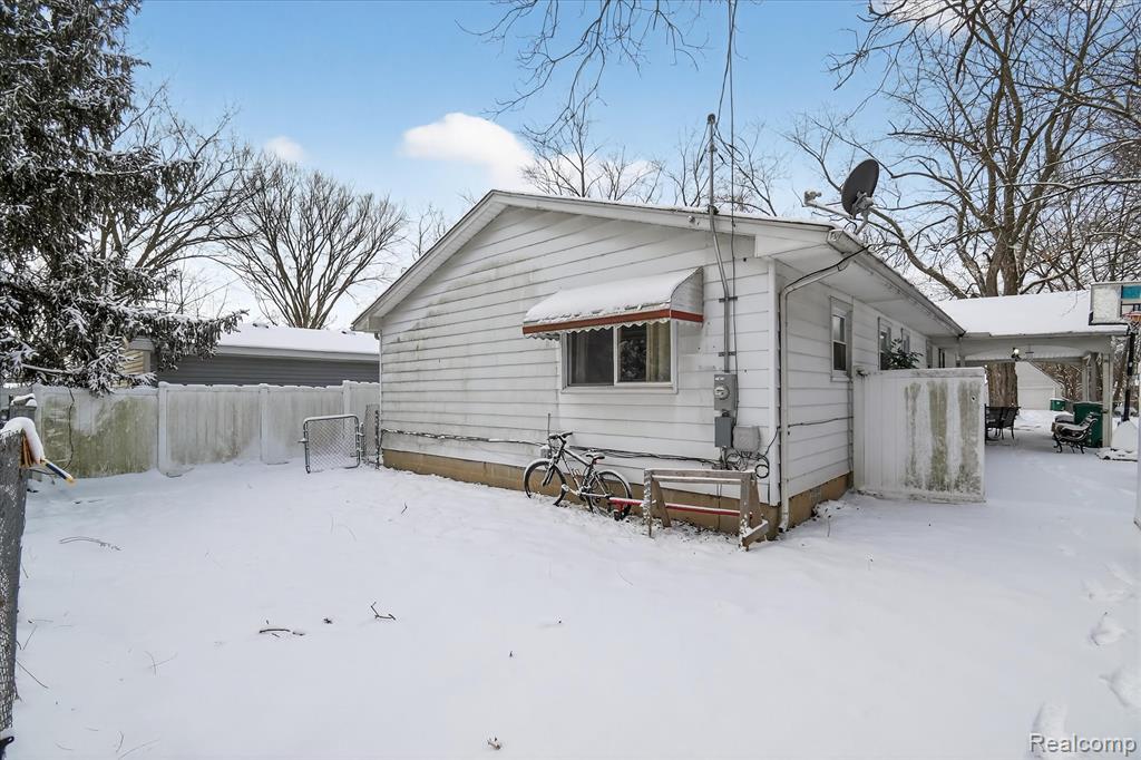 247 S Wallace Boulevard, Ypsilanti, MI 48197 — Photo 35