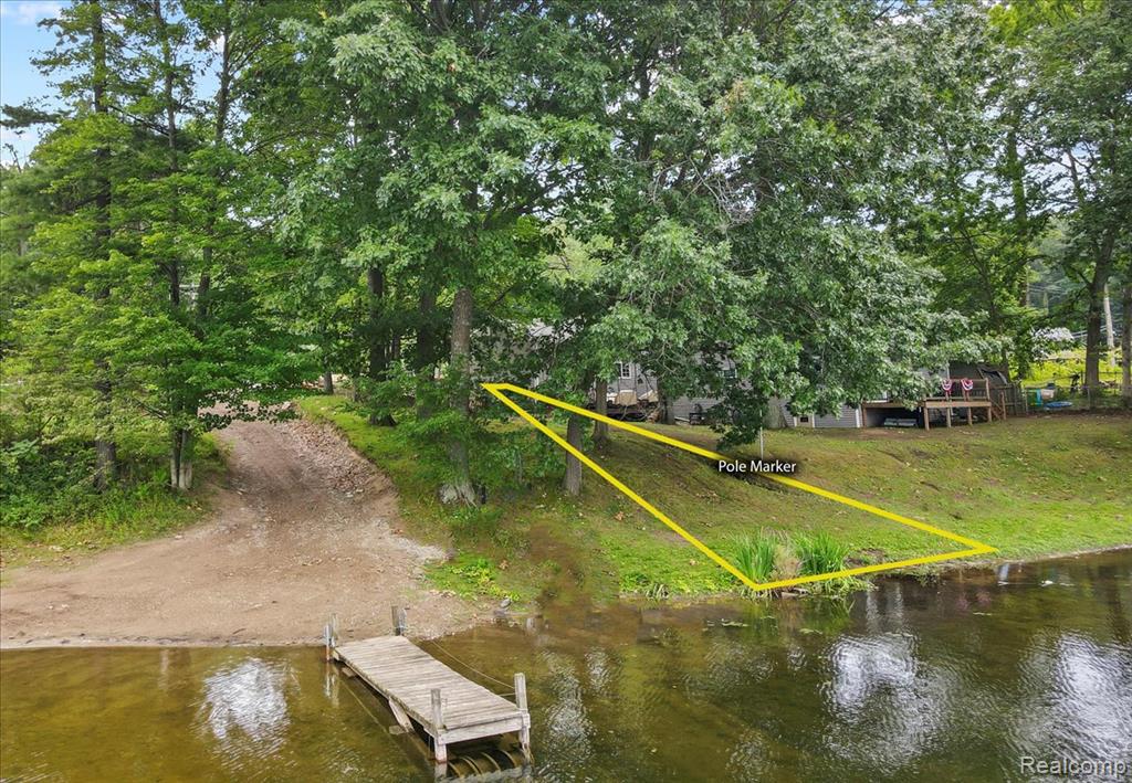 5246 Wayne Road, White Lake, MI 48383 — Photo 15