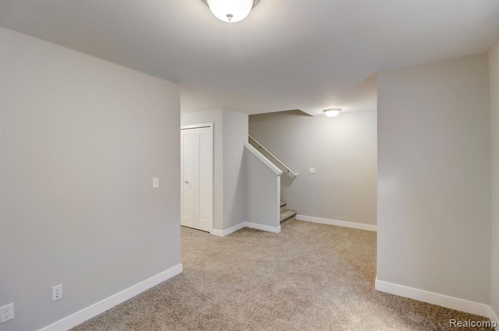 25503 GRANDVIEW Lane, 26, Novi, MI — Photo 28