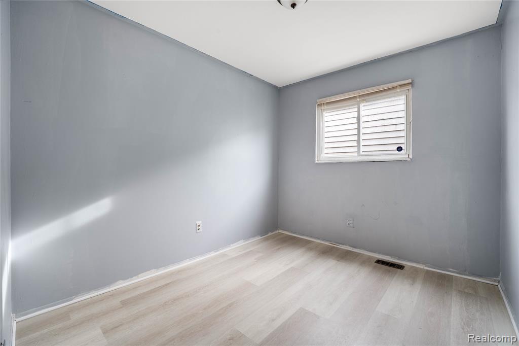17809 McDougall Street, Detroit, MI 48212 — Photo 16
