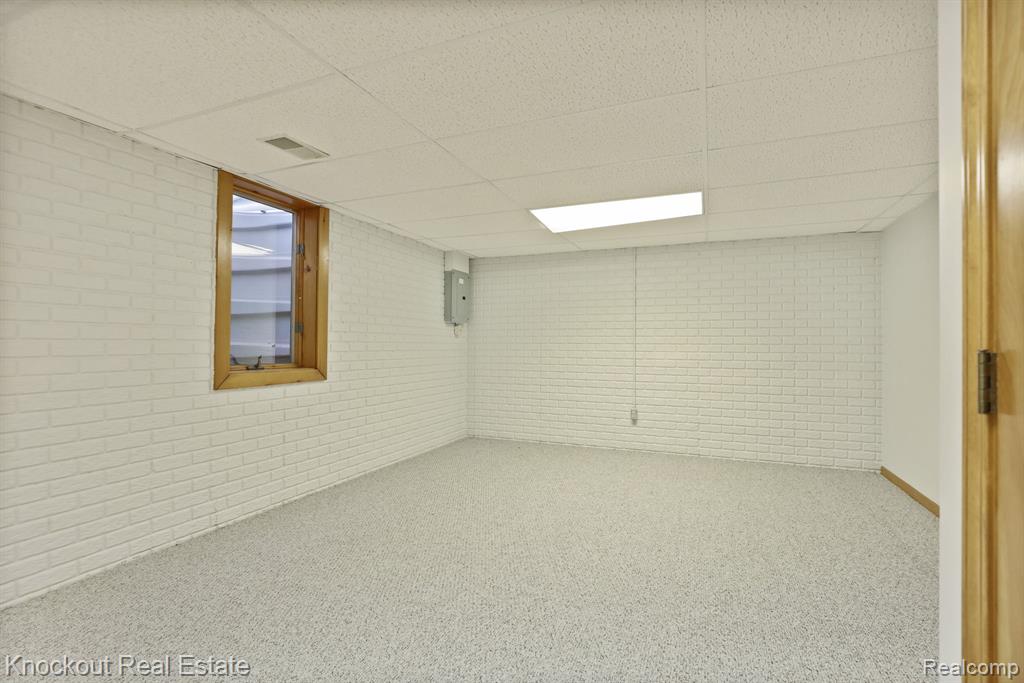 53 Pine Grove Drive, Frankenmuth, MI 48734 — Photo 32