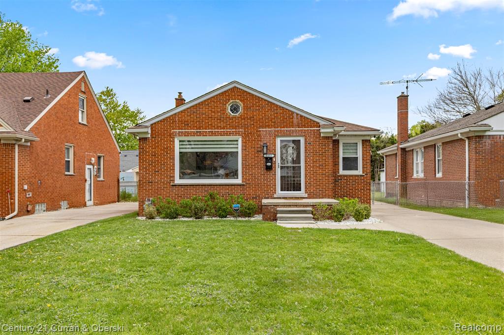 8483 Riverdale Street, Dearborn Heights, MI 48127 — Photo 33