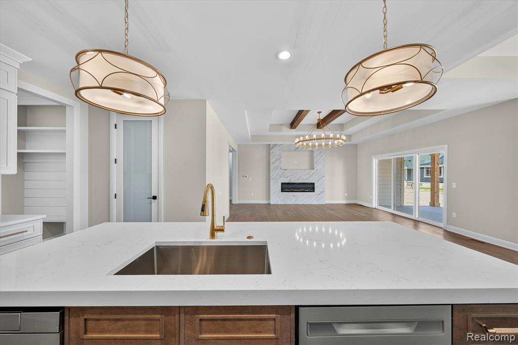 54462 Brenda Drive, Macomb, MI 48042 — Photo 13