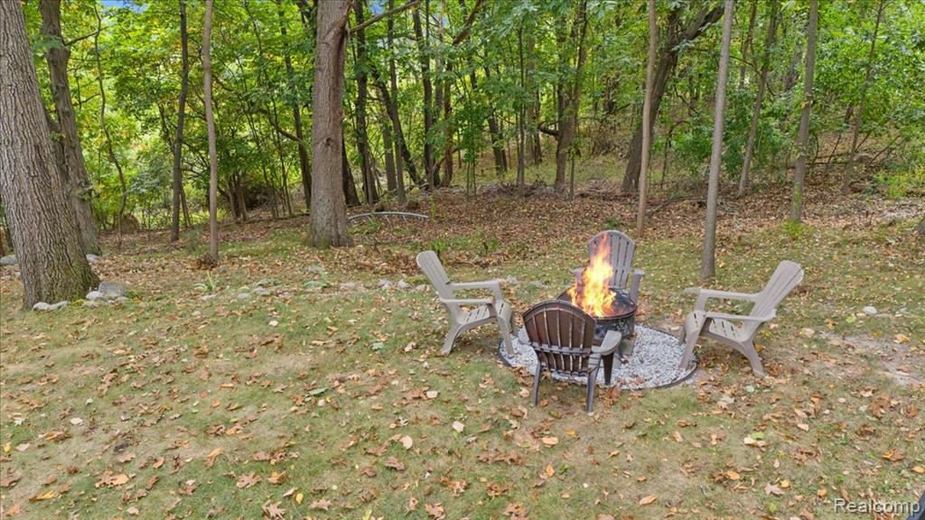 8291 Fawn Valley Circle, Clarkston, MI 48348 — Photo 44