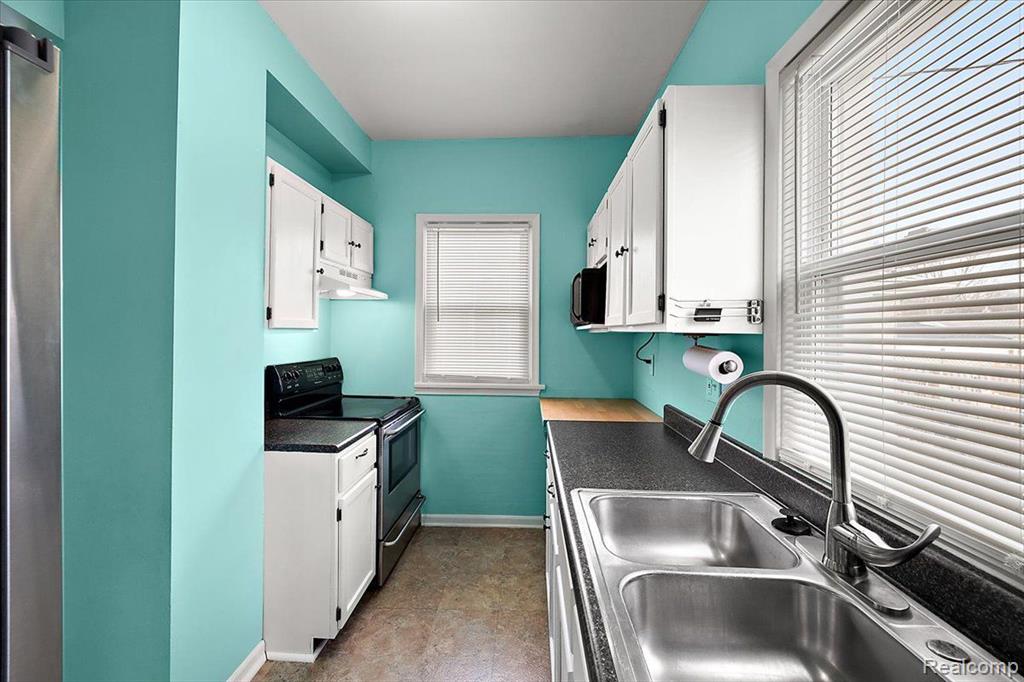 60 W Elmwood Avenue, Clawson, MI — Photo 22