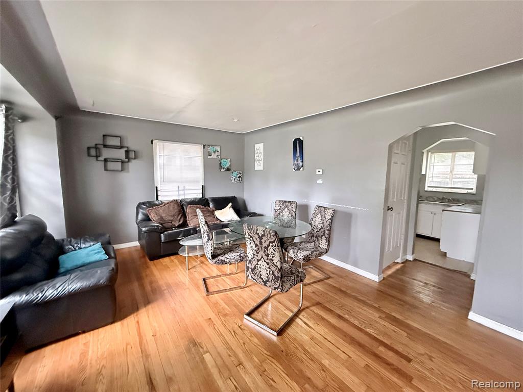19620 Sunset Street - Photo 2