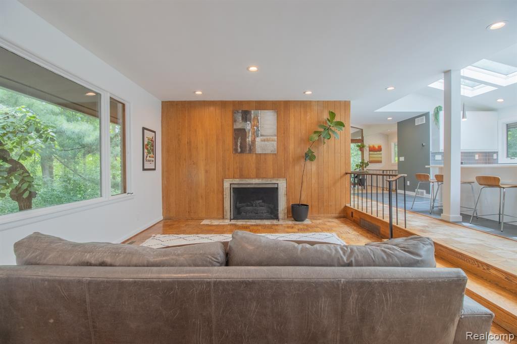 30795 Adair Court, Franklin, MI 48025 — Photo 11