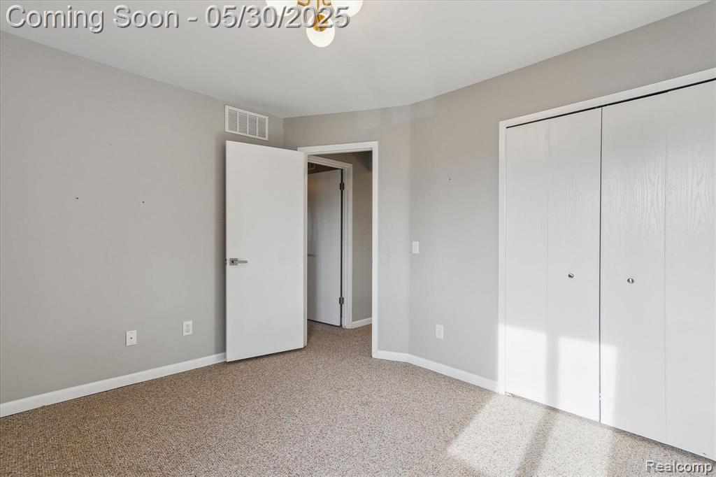 45127 Fair Oaks Drive, Canton, MI 48187 — Photo 30