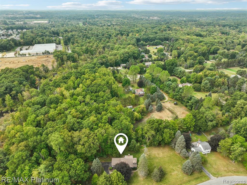 2581 Pepper Court, Hartland, MI 48353 — Photo 29