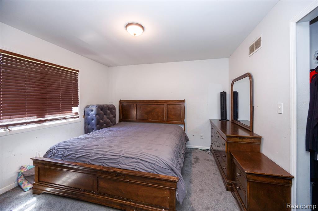 5858 Reuter Street, Dearborn, MI 48126 — Photo 32