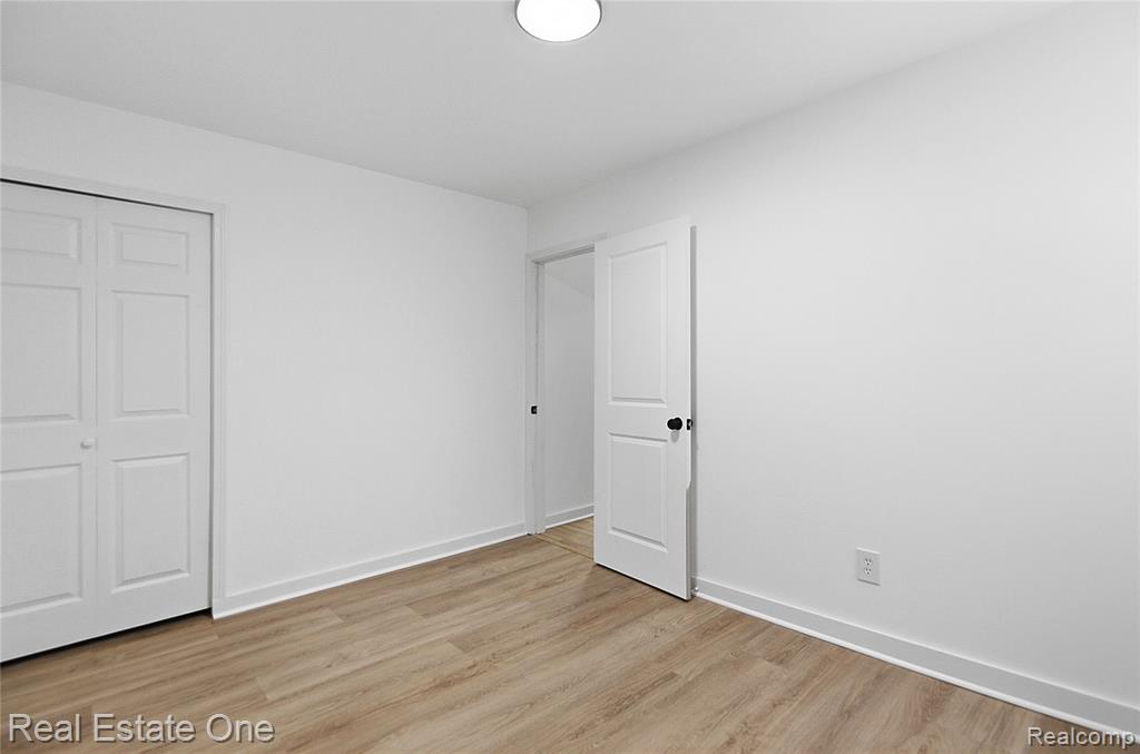 414 Kenilworth Avenue, Pontiac, MI 48342 — Photo 10