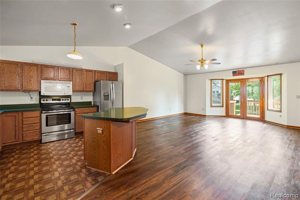 9280 Monica Drive, 53, Davison, MI 48423 — Photo 14