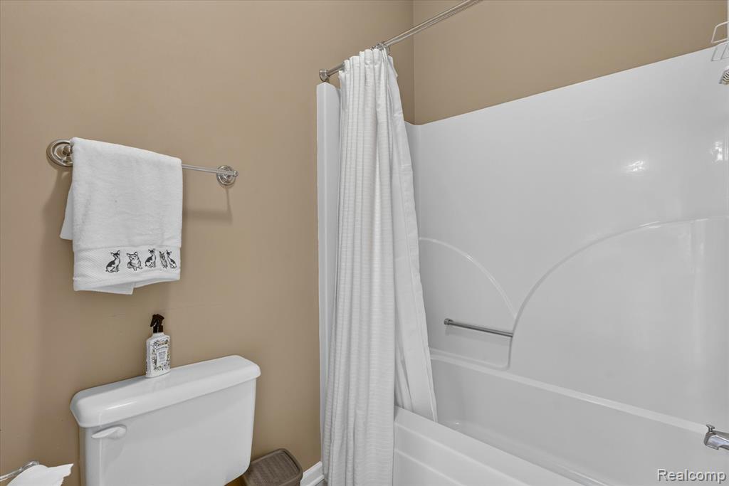 2212 Lily Court, Davison, MI 48423 — Photo 26