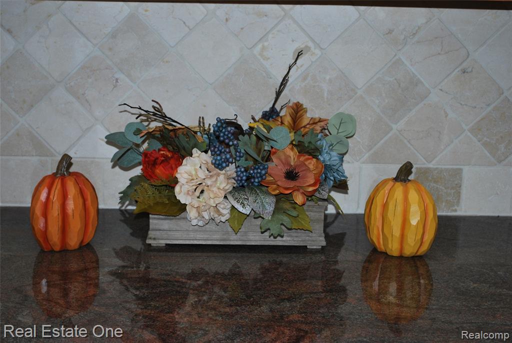 40936 Micol Drive, Plymouth, MI 48170 — Photo 27