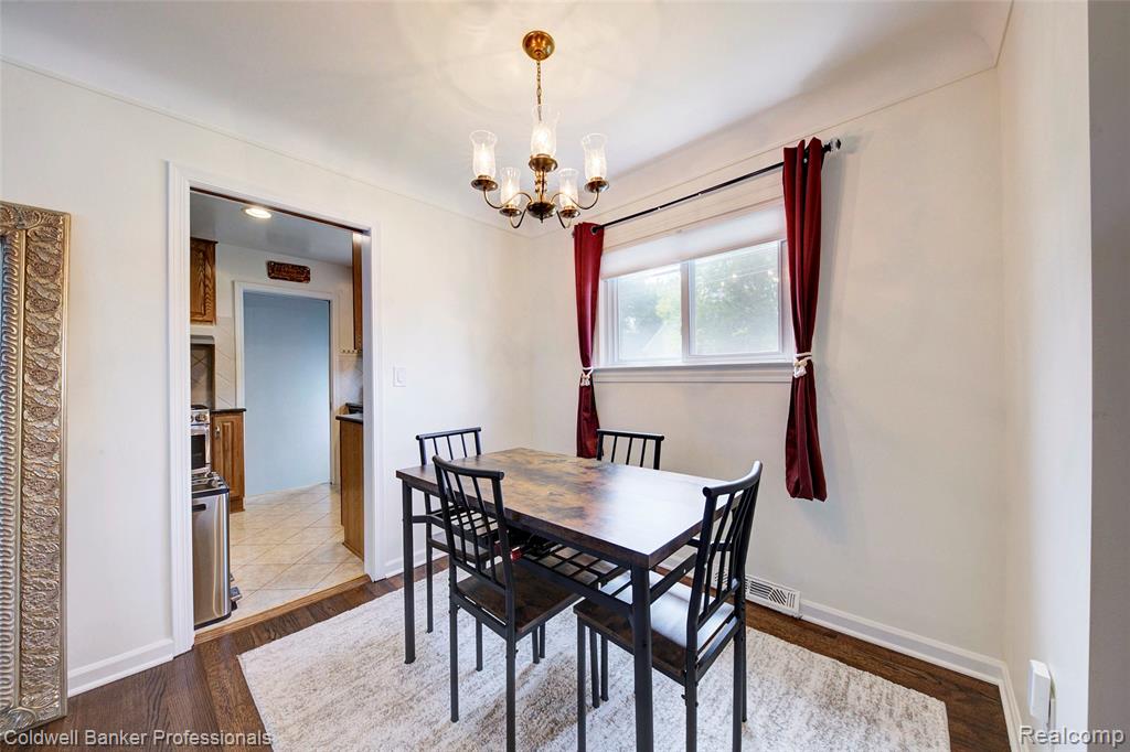 702 Woodlawn Avenue, Royal Oak, MI 48073 — Photo 6