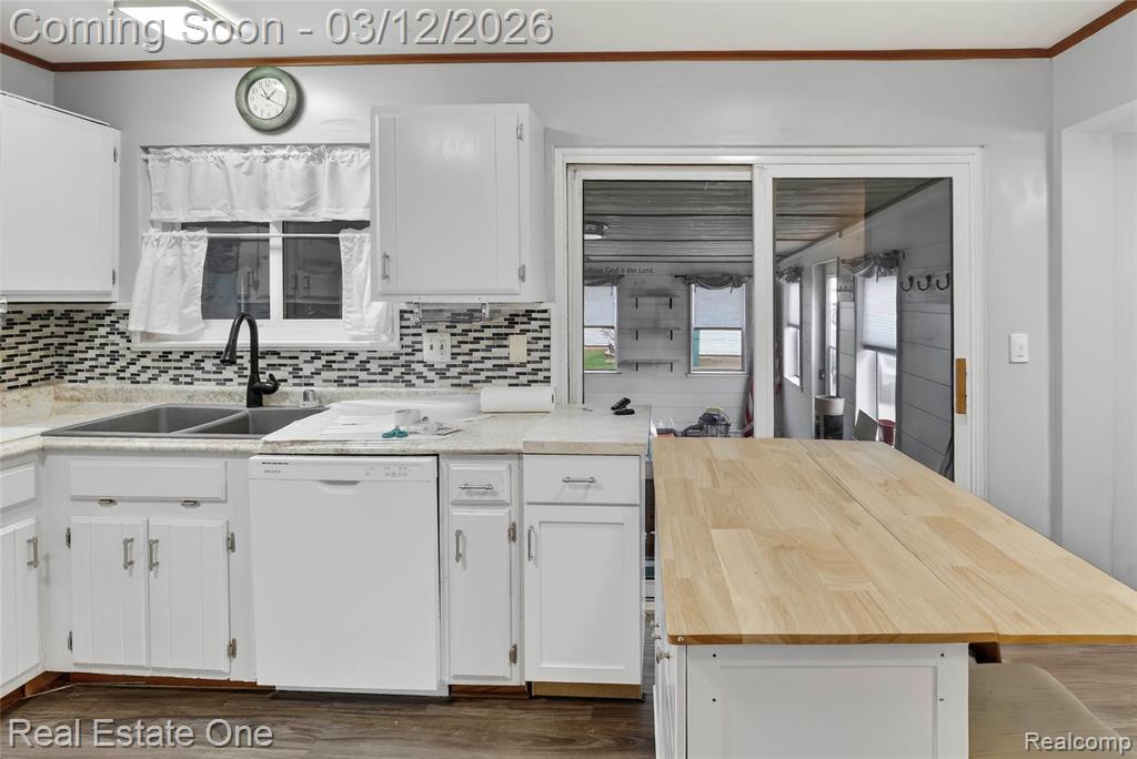 9722 Hamilton Street, Van Buren, MI 48111 — Photo 11