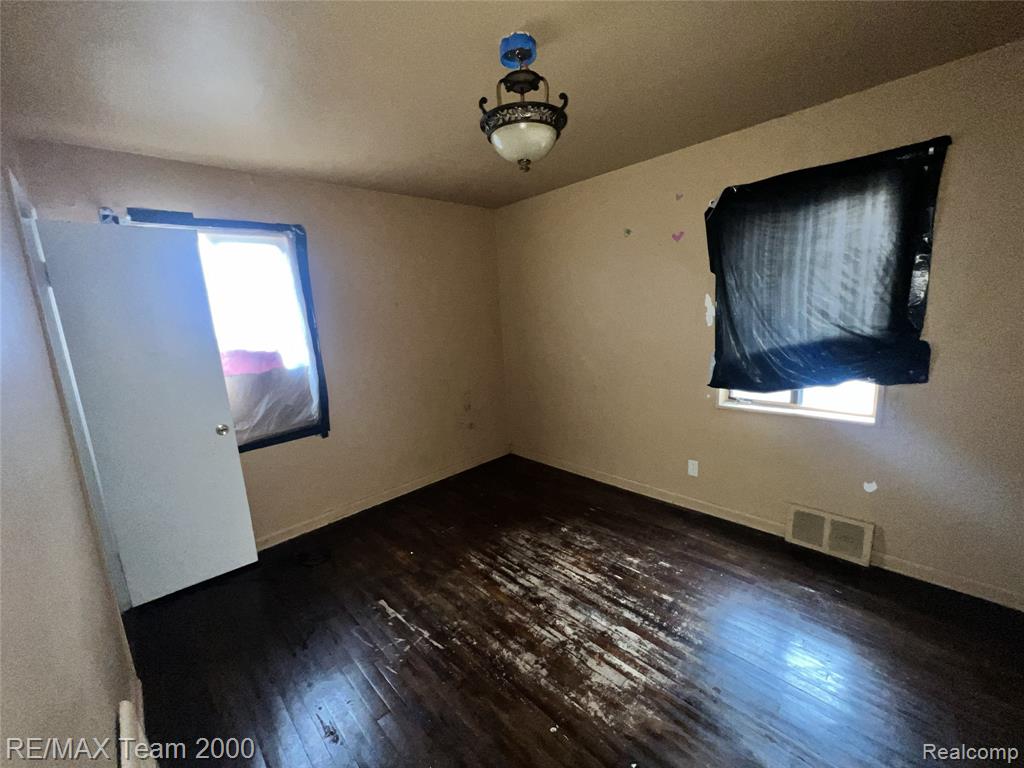 6760 Evergreen Avenue, Detroit, MI 48228 — Photo 11