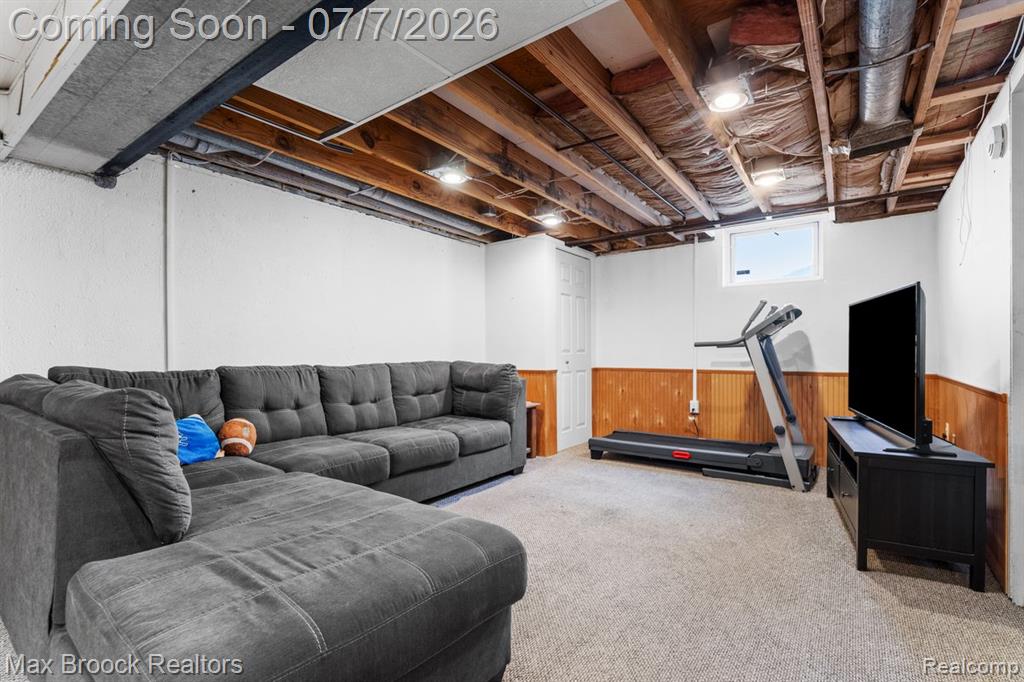 45361 Indian Creek Drive, Canton, MI 48187 — Photo 24