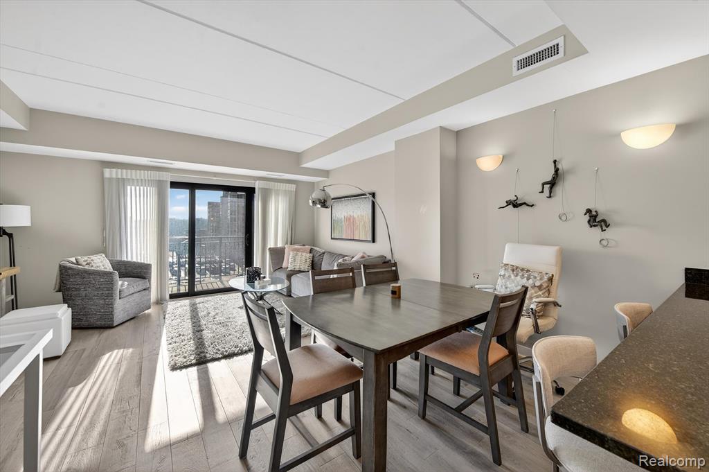 111 N Ashley Street, 406, Ann Arbor, MI 48104 — Photo 14