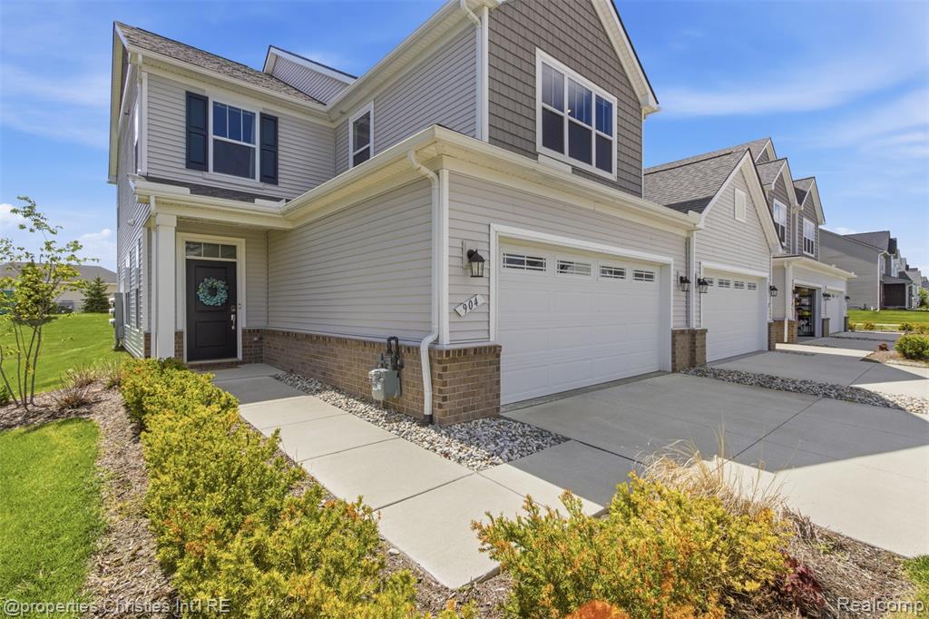 904 Salt Springs Drive, Saline, MI 48176 — Photo 2