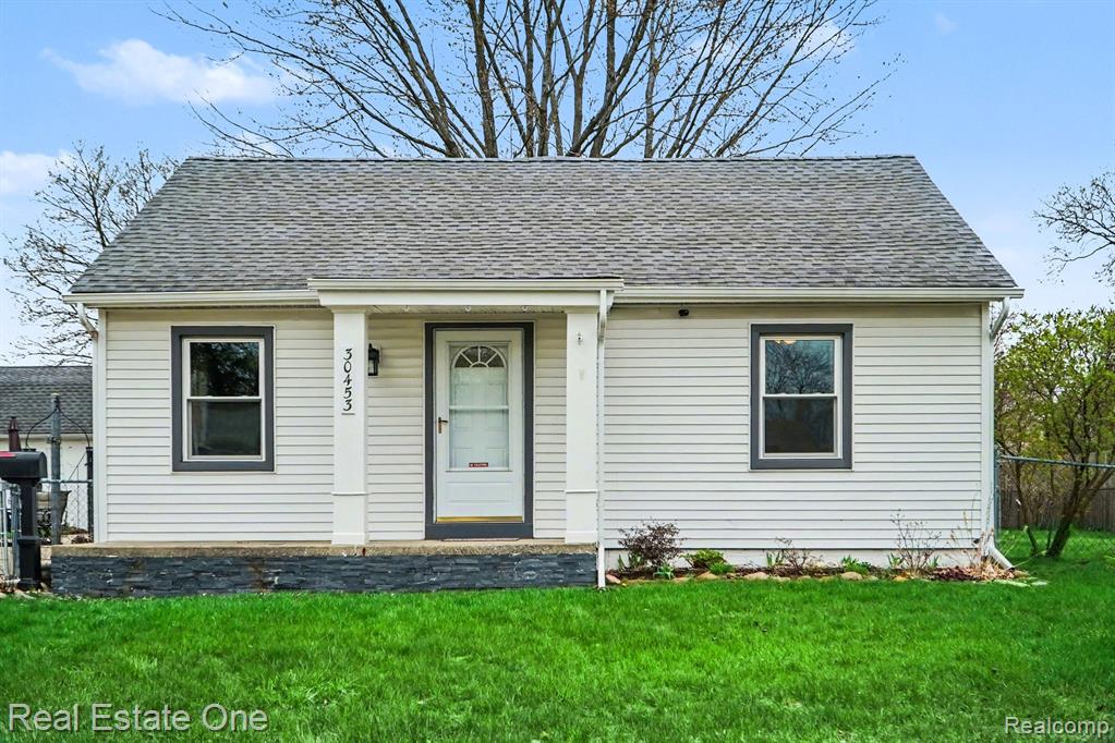 30453 Sheridan Street, Garden City, MI — Photo 2